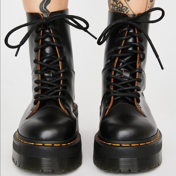 dr martens jadon decon boots